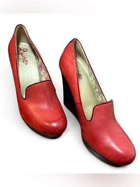 Seychelles Red Leather Wedge Pumps